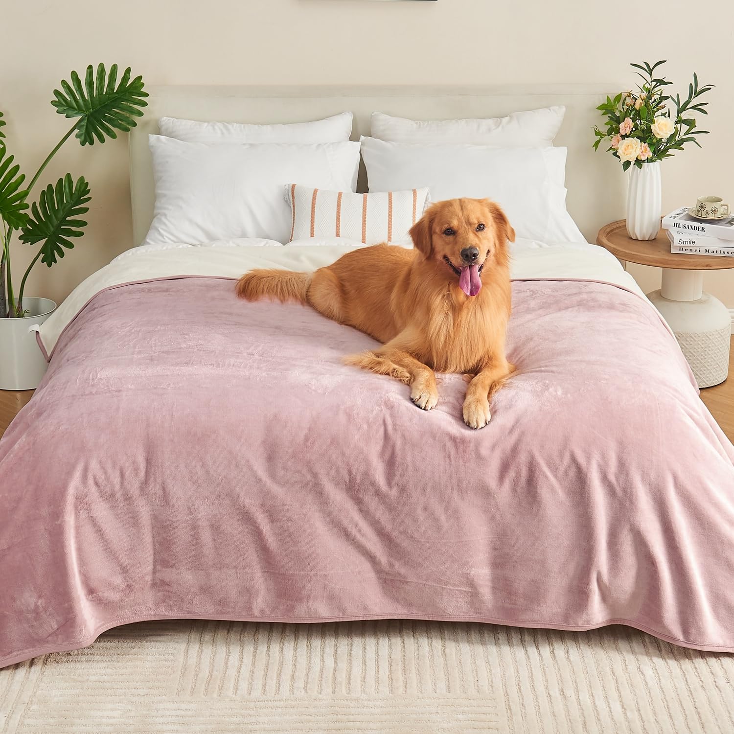 Yaning Couverture Imperméable 152x203cm, Plaid Imperméable pour Chien Chat | Doux, Réversible, Couverture Anti-Fuites pour Lit Canapé Sofa, Protection Meubles, Rose Poussiéreux/Blanc Cassé